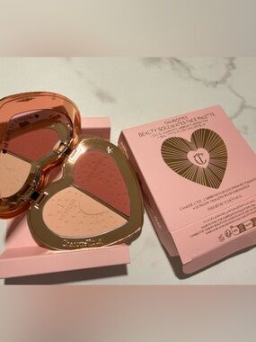 Charlotte Tilbury Heart-Shaped Blush & Contour Duo - Rose and Soft Pink